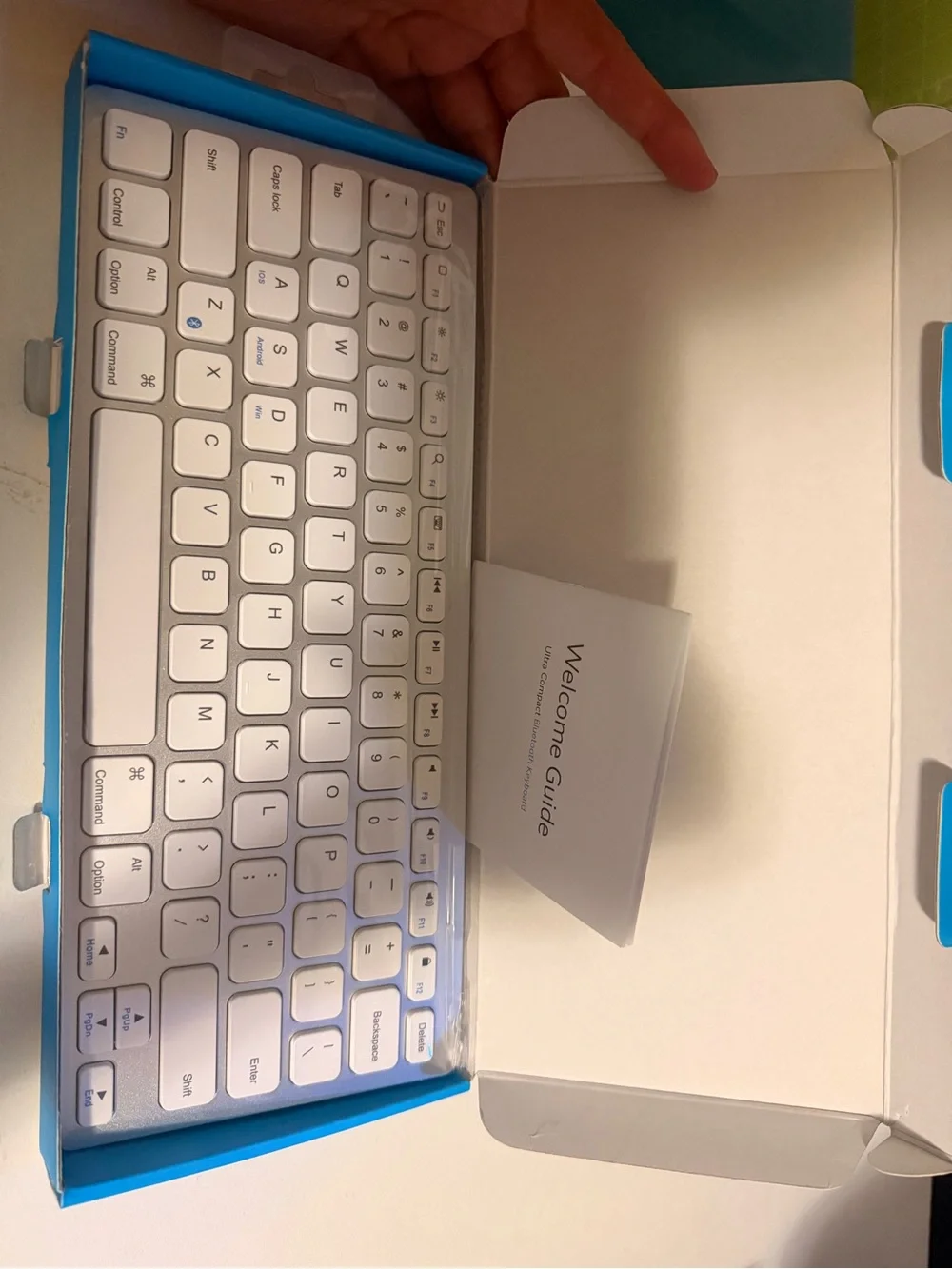 Anker Ultra Slim Bluetooth Keyboard - White